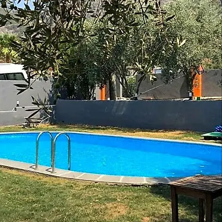 Marinaya 10 Dk Havuzlu Szálloda Göcek